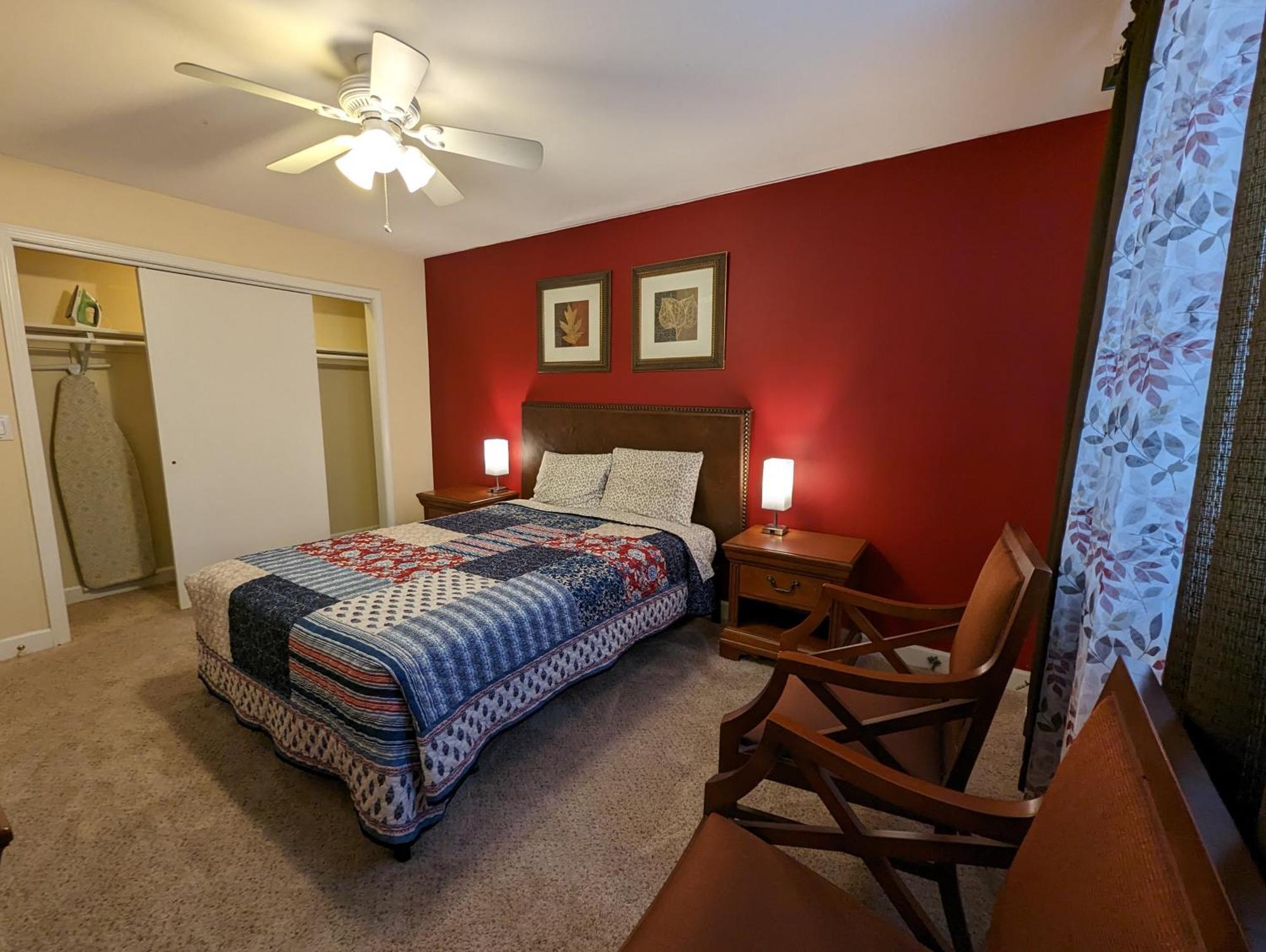 Lake George Family Vacation Home Bagian luar foto