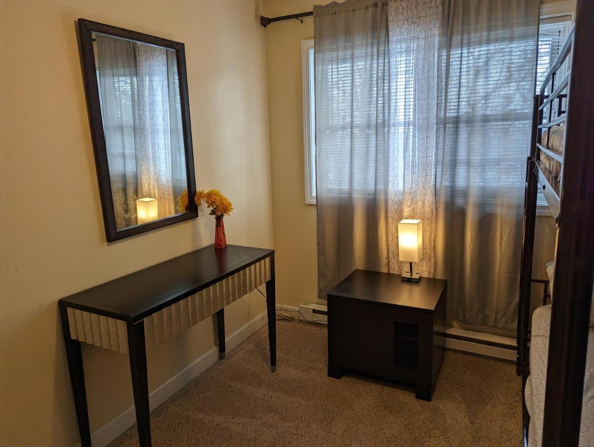 Lake George Family Vacation Home Bagian luar foto
