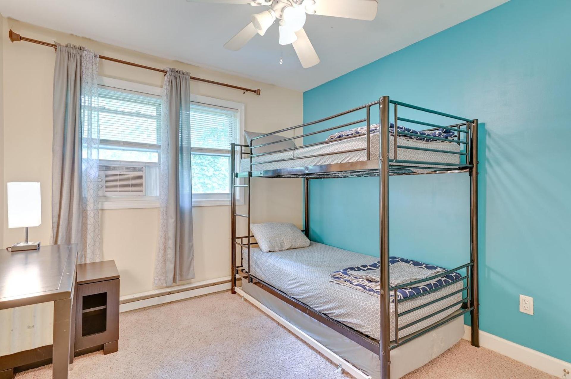 Lake George Family Vacation Home Bagian luar foto
